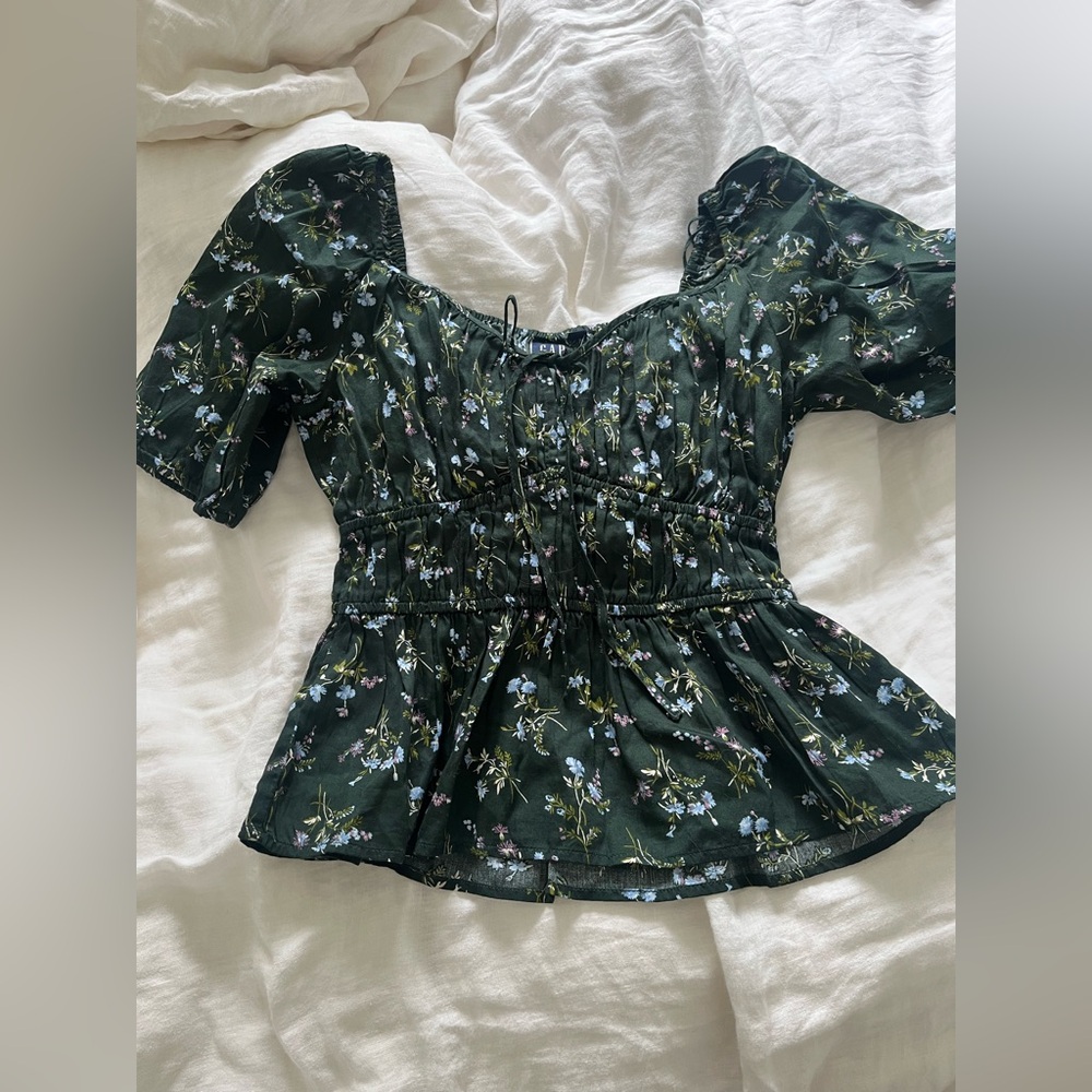 NWT GAP Dark Green Floral Blouse